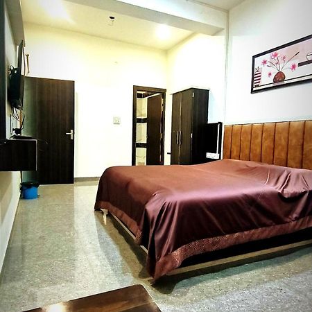 Hotel Mahaveer Chanderi エクステリア 写真