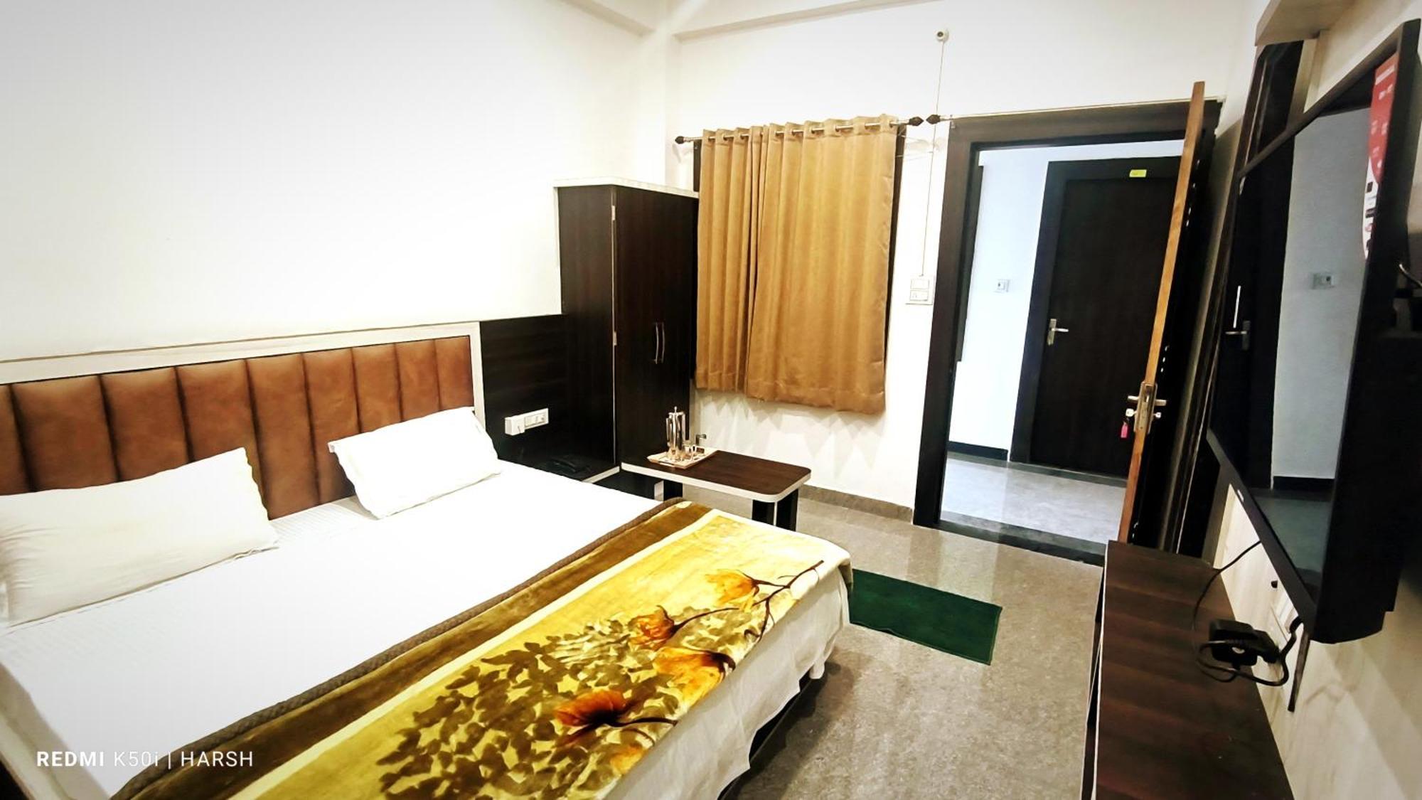 Hotel Mahaveer Chanderi エクステリア 写真